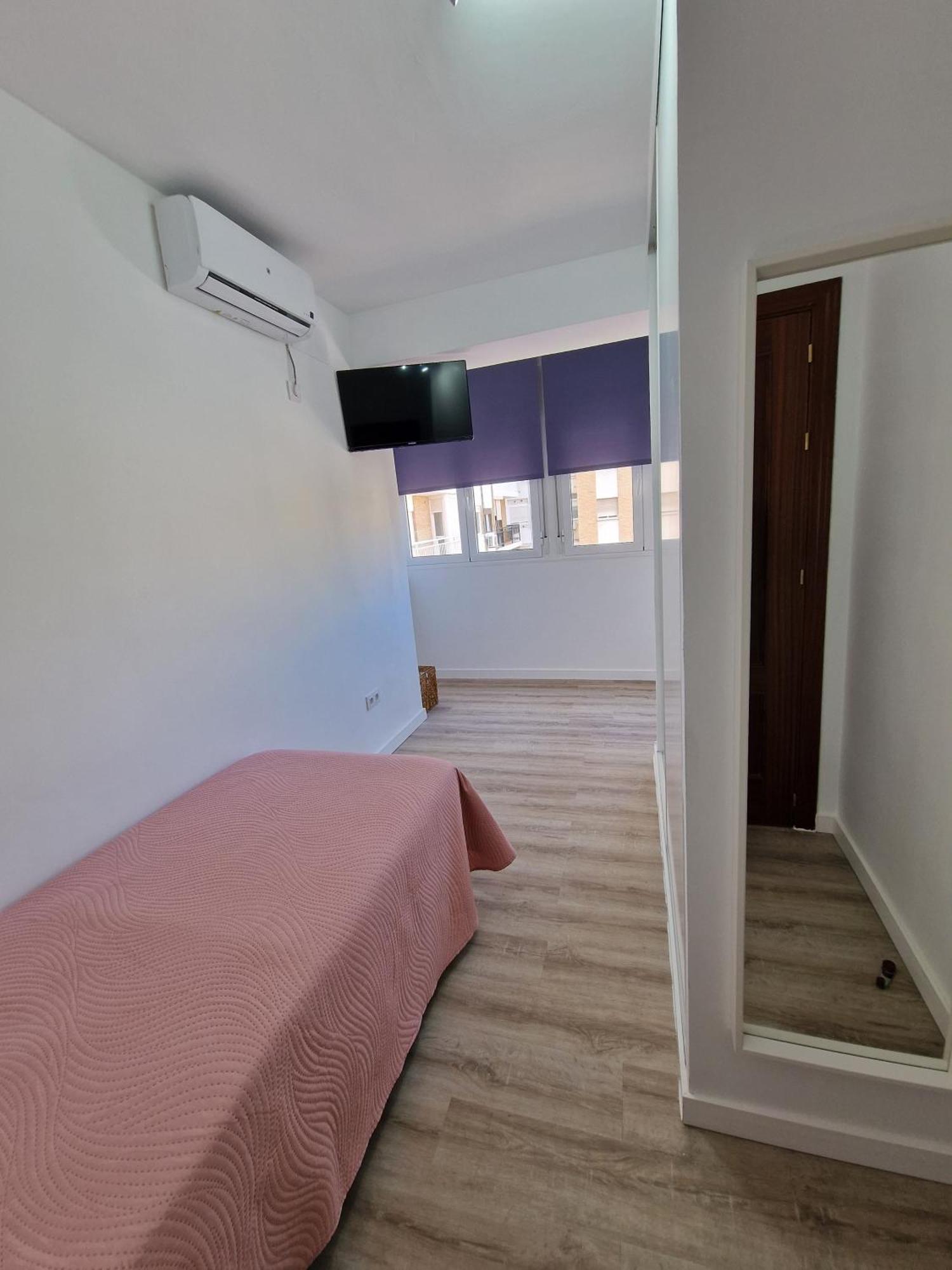 Virgen De Lujan Triana Apartment Seville Exterior photo